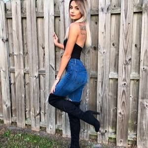 Meet your Posher, Lori